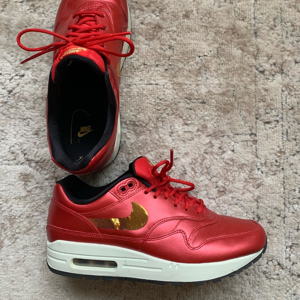 Nike Air Max red with sequined gold swoosh, size 9